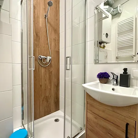 Mmrent Jungle 格但斯克